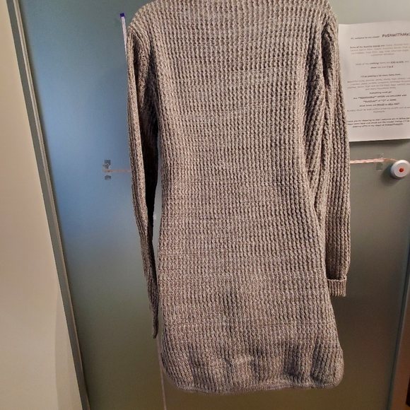 Medium, Beautiful Grey Knit Long Sweater or Dress, L/S Roll up Cuffs, Stretchy - Picture 11 of 16